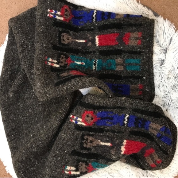 Vintage 100% Wool Hand Knitted Indian Tribe Scarf - Picture 3 of 15